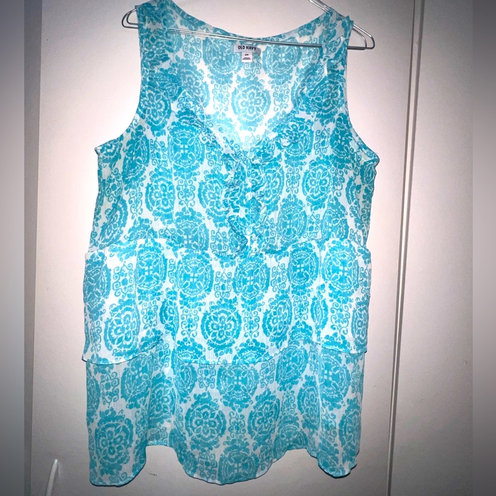 Blue and White Sleeveless Top